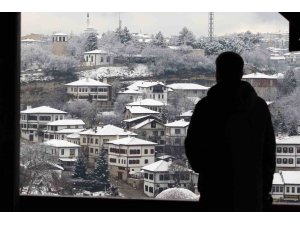 Osmanlı kentinde kar etkili oluyor