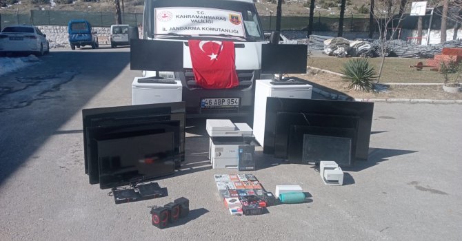 Deprem sonrası hırsızlık yapan 1 şüpheli tutuklandı