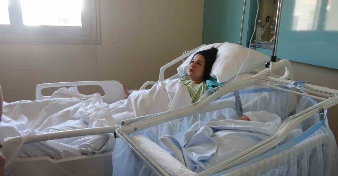 Marmaris’in ilk depremzede bebeği dünyaya gözlerini açtı
