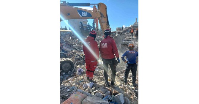 AFAD Eskişehir ve DAK depremin 11’inci gününde çalışmalarını sürdürüyor