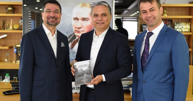 Başkan Uysal, yazar Şahin’i ağırlardı