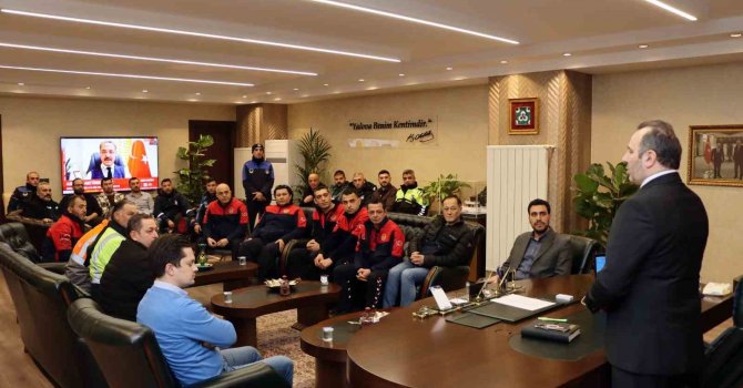Yalova Belediyesi’nin ilk arama kurtarma ekibi geri döndü