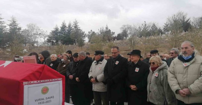 Eski Yargıtay Cumhuriyet Başsavcısı Savaş son yolculuğuna uğurlandı