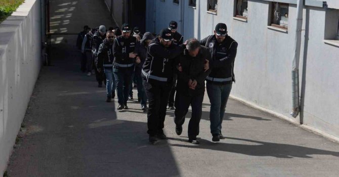 9 müteahhit ve mühendis adliyeye sevk edildi