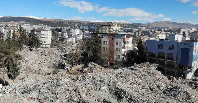 Depremde ağır yara alan Adıyaman taşınacak