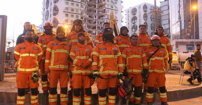 Endonezyalı ekip, Diyarbakır’da hayatını kaybeden vatandaşlarının cenazelerini aldı