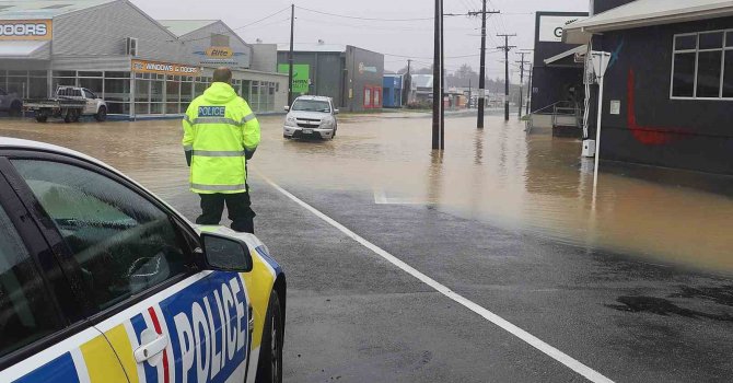 Yeni Zelanda’daki kasırgada can kaybı 8’e yükseldi