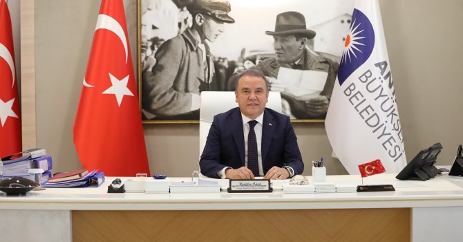 Başkan Böcek'ten yeni yıl mesajı