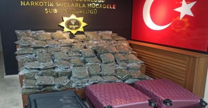 Şanlıurfa’da 59 kilo 650 gram skunk ele geçirildi: 5 gözaltı