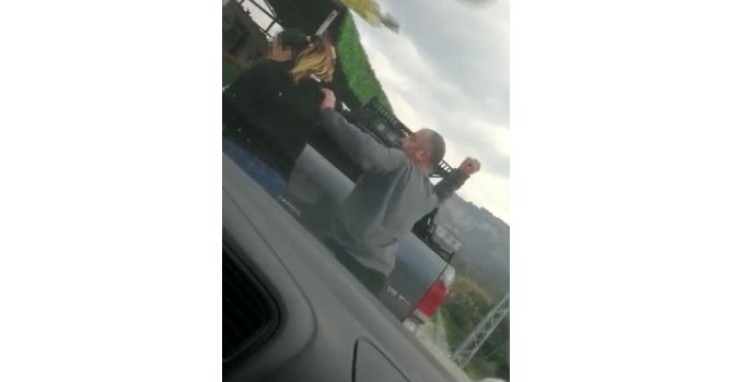 Depremden kurtuldu, şiddetten kurtulamadı