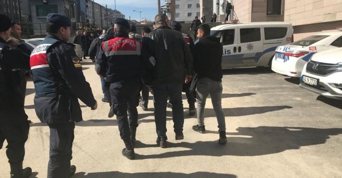 Eskişehir’de 11 bin 398 paket kaçak sigara ele geçirildi