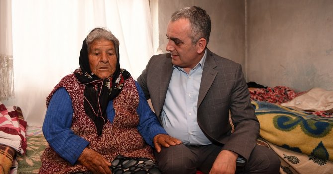 Başkan Esen’den Elif nineye yardım eli