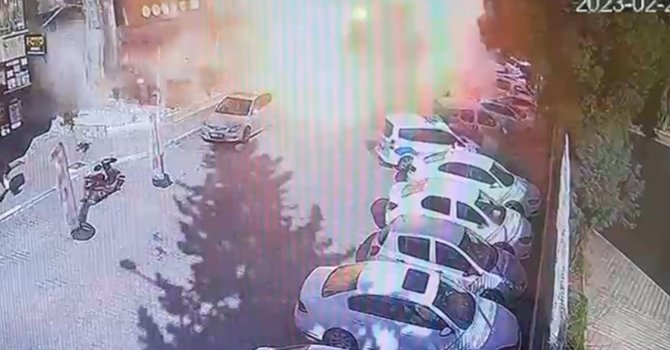 Şanlıurfa’da 2 kişinin öldüğü 8 kişinin yaralandığı patlama kamerada