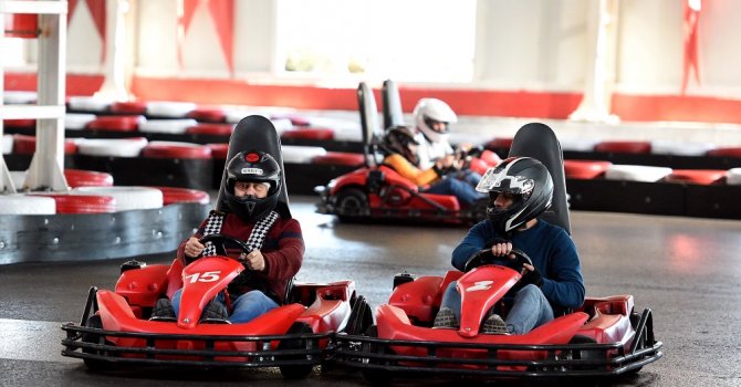 Görme engelliler go-kart yaptı