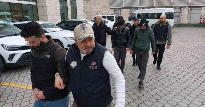 Samsun’da DEAŞ’tan 5 yabancı uyrukluya adil kontrol
