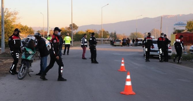 Erzincan’da 24 aranan şahıs yakalandı