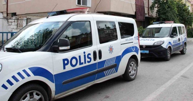 Balkondan girdiği evde eşine korku dolu anlar yaşattı