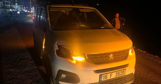 Aracın çarptığı adam hayatını kaybetti