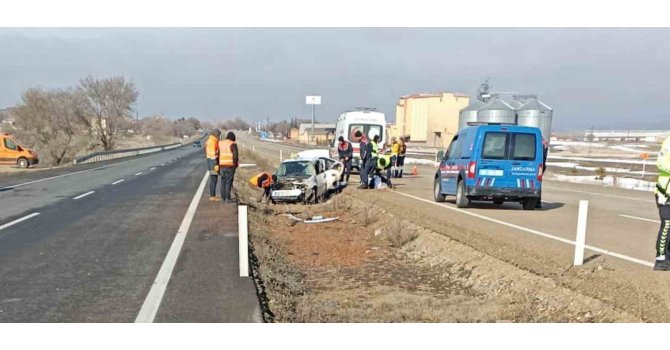 Depremzede aile kaza yaptı: 1 ölü, 3 yaralı