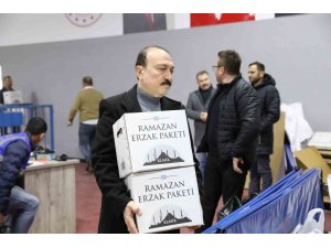 Yalova’nın yerel sanatçılarından yardım kampanyasına destek