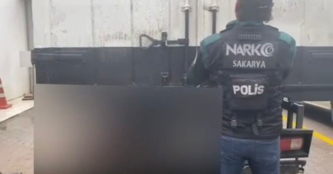 Sakarya’da 80 kilo uyuşturucu yakalandı: 2 gözaltı