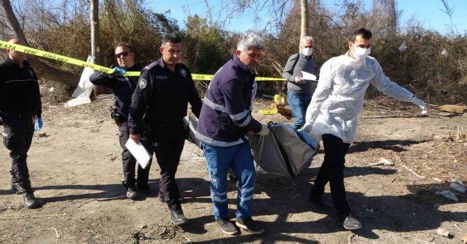Kayıp gencin cansız bedeni ırmak kenarında asılı bulundu