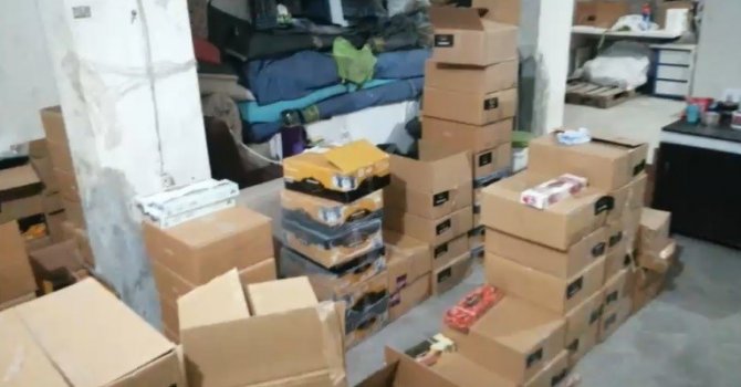 Kaçakçılara 3 ilde eş zamanlı operasyon: 15 gözaltı