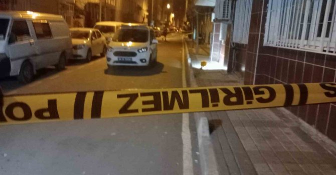 Bağcılar’da silahlı kavga: 2 yaralı