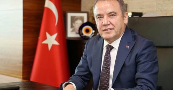 Başkan Böcek hastaneye kaldırıldı