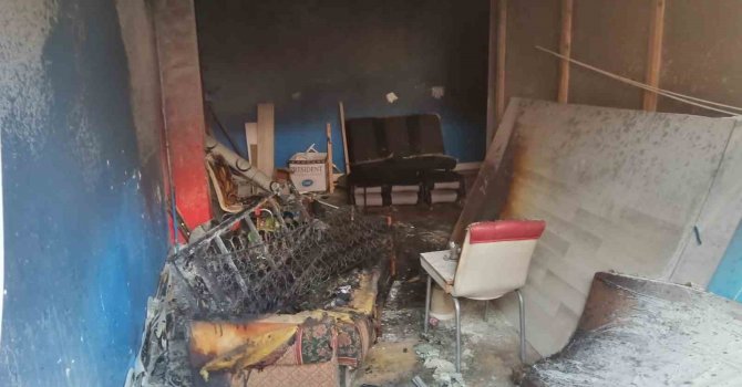 Karabük’te depo yangını