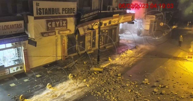 Malatya’da depremin ilk anları polis telsizlerine yansıdı