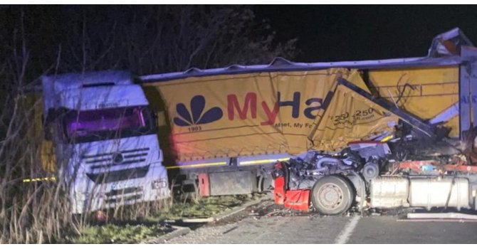 Lüleburgaz’da zincirleme kaza: 2 yaralı