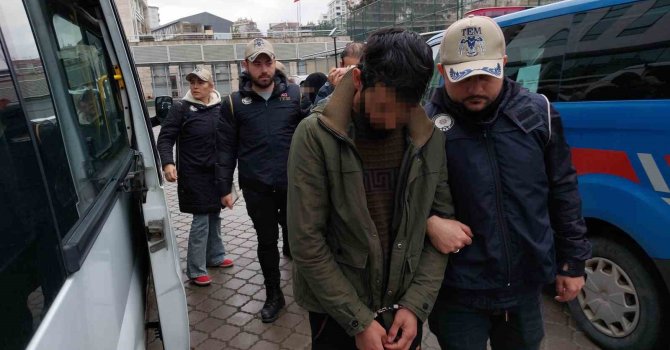 DEAŞ’a finans sağlama operasyonu: 4’ü kadın 6 yabancı adliyede