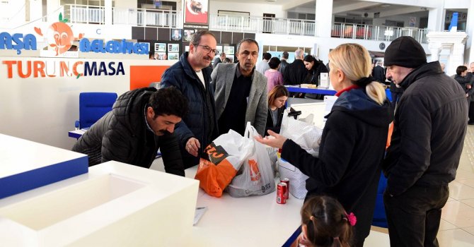 Muratpaşa yardımı Elazığ’a gidiyor