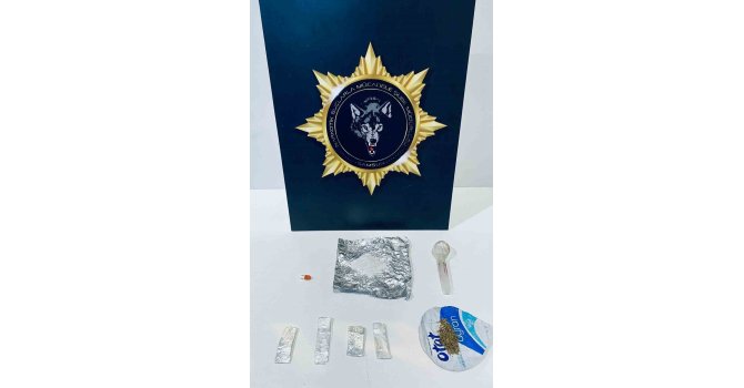 Araç içinde uyuşturucuyla yakalanan şahıs tutuklandı