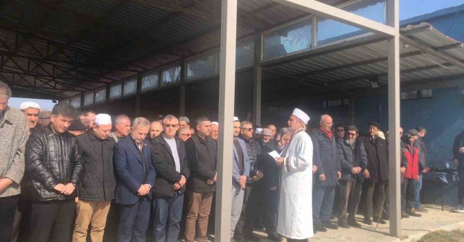 Keşan’da köylüler yağmur duasına çıktı