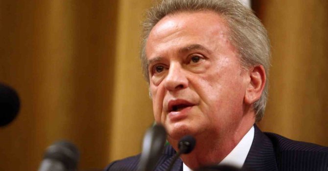 Lübnan Merkez Bankası Başkanı Salameh’a kara para aklama ve zimmete para geçirme suçlaması