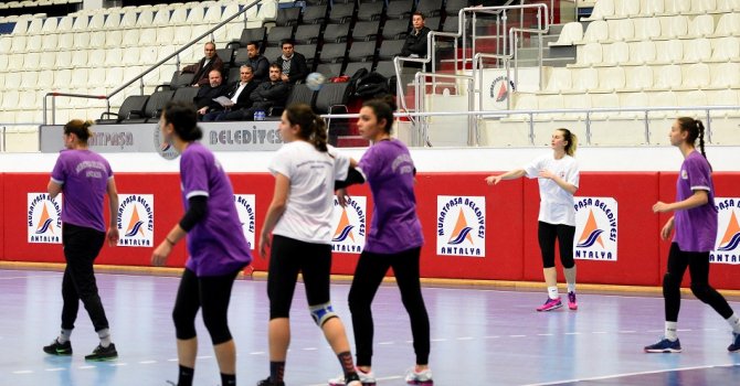 Başkan Uysal, antrenmanı izledi