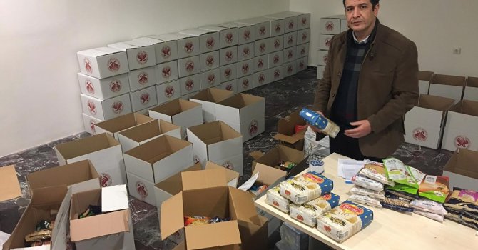 Döşemealtı halkı yardım kampanyasına tam destek verdi