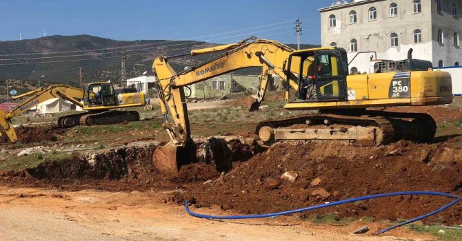 Nurdağı’nda kalıcı konutlar için ilk kazma vuruldu