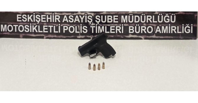 Aranması olan 16 kişi ve hapis cezası bulunan 4 şahıs yakalandı