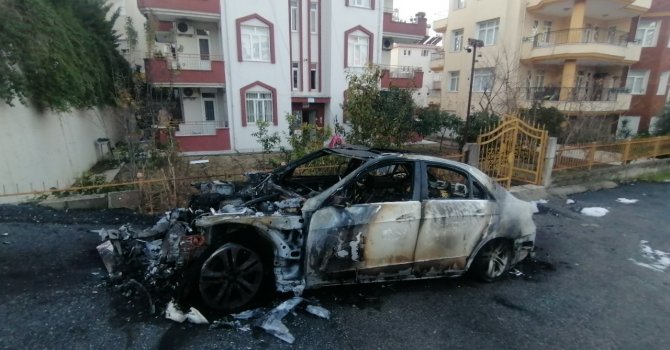 Lüks otomobili filmleri aratmayacak senaryo ile yakan şahıs yakalandı