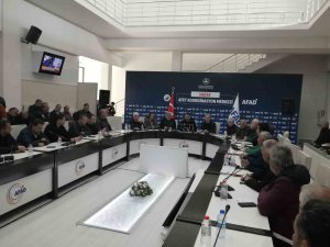 Bakan Kurum: “Türkiye genelinde 202 bin bina acil yıkılacak, ağır hasarlı veya yıkık”