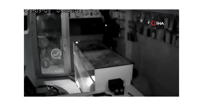 Hatay’da bekçiler hırsızları suçüstü yakaladı