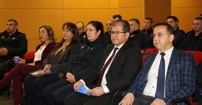 Büyükşehir zabıtasına ‘Toplumsal cinsiyet eşitliği’ eğitimi