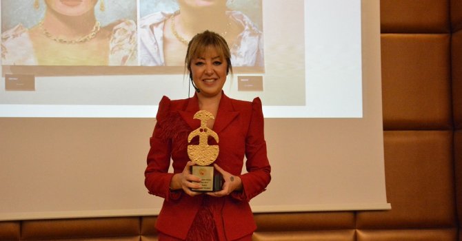 2019 Antalya Yılın Kadını Ödülü Sahibini Buldu