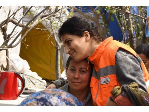 Esenyurtlu kadınlar Hataylı kardeşlerini unutmadı