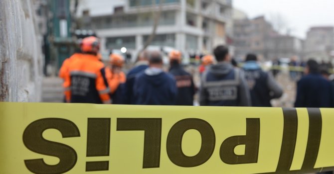 Depremin 49’uncu gününde enkazdan bir kadın cesedi çıkartıldı