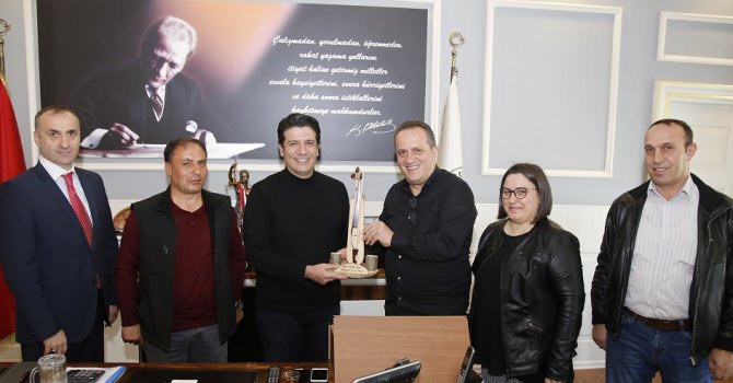 Başkan Genç, Trabzon Kültürünü Yaşatma Derneği yönetimini ağırladı