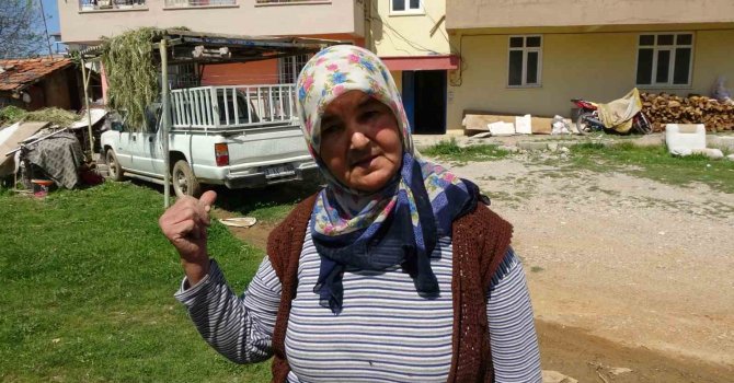 Ev sahibinin üzerine yürüdüğü anları cep telefonuyla kaydeden kadın şikayetçi oldu